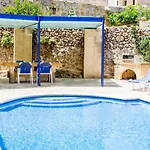 Nuffara - A Charming Traditional With A Large Pool * Xagħra